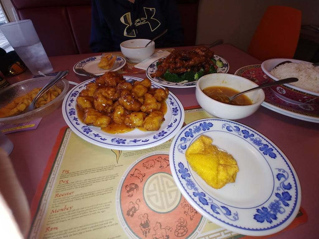 Hsus Hunan Yu Chinese Restaurant | restaurant | 11539 Gravois Rd, Sappington, MO 63126, USA | 3148431256 OR +1 314-843-1256