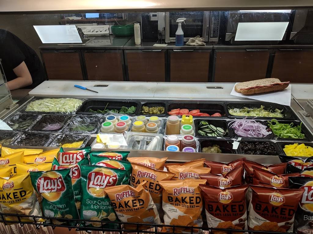 Subway | restaurant | 10401 Belle Creek Blvd, Henderson, CO 80640, USA | 3032884328 OR +1 303-288-4328