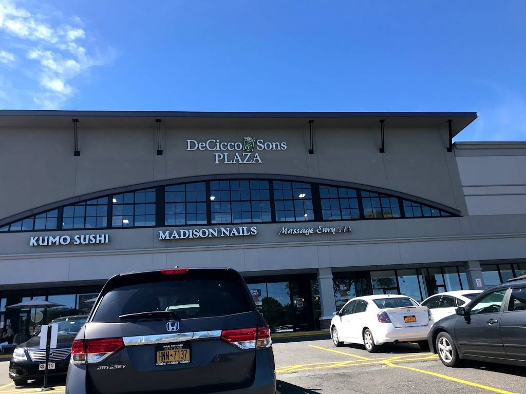 DeCicco & Sons Eastchester | bakery | 777 White Plains Rd, Eastchester, NY 10583, USA | 9147043220 OR +1 914-704-3220
