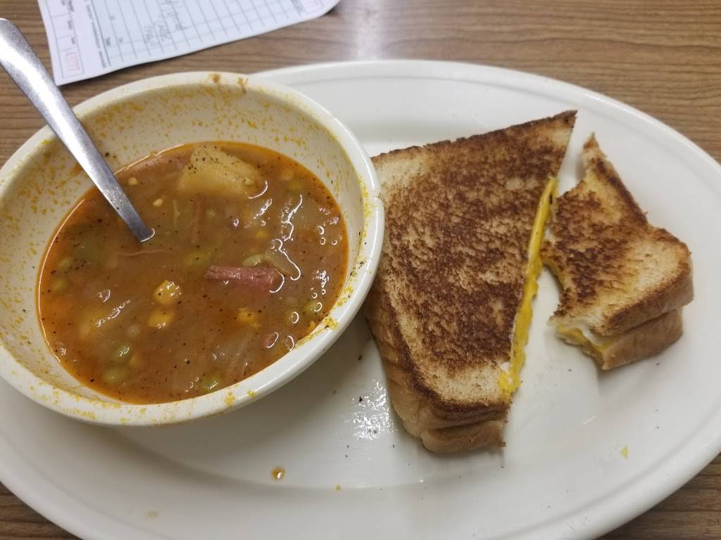 West End BBQ | restaurant | 1835 U.S. Hwy 70 SW, Hickory, NC 28602, USA | 8283270760 OR +1 828-327-0760