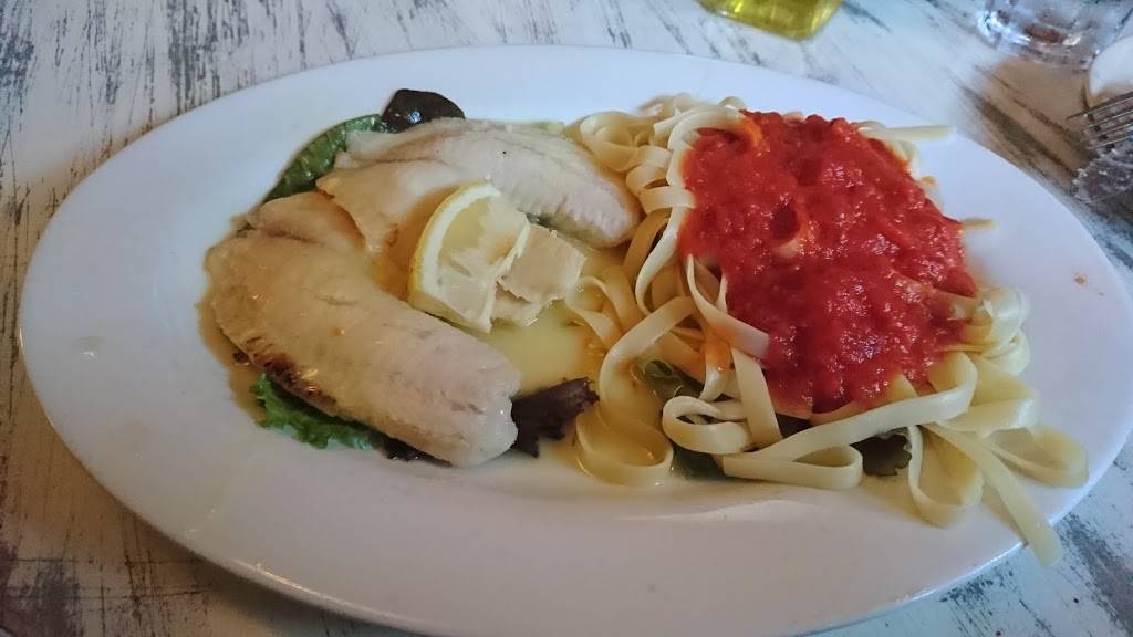 Lasses Restaurant | restaurant | 611 Bridgeport Ave, Milford, CT 06460, USA | 2038749574 OR +1 203-874-9574