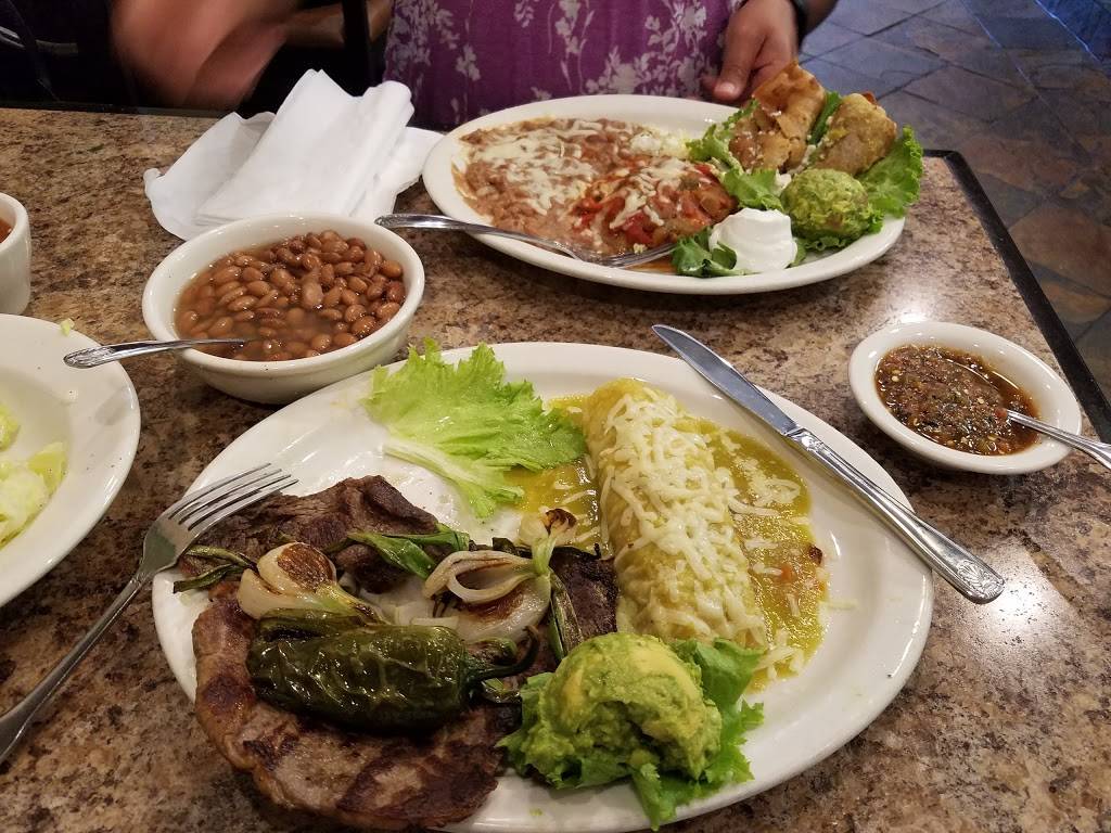 Los Compadres | restaurant | 1144 Pine Ave, Long Beach, CA 90813, USA | 5624320061 OR +1 562-432-0061