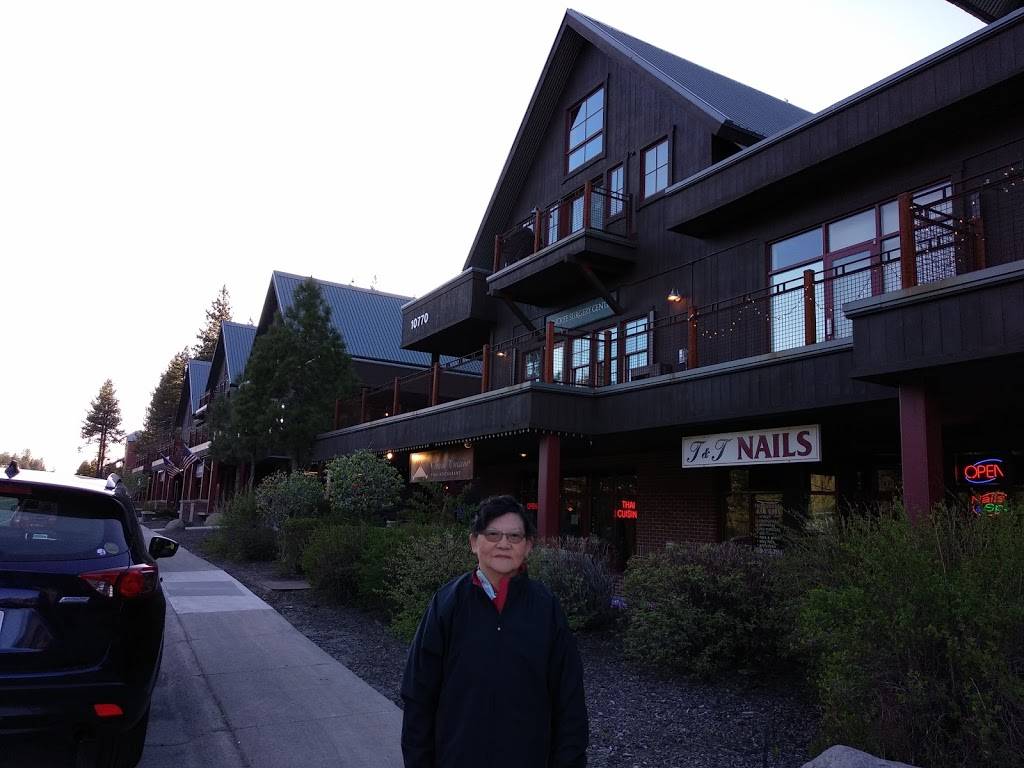Siam Cuisine | restaurant | 10770 Donner Pass Rd #101, Truckee, CA 96161, USA | 5305500503 OR +1 530-550-0503