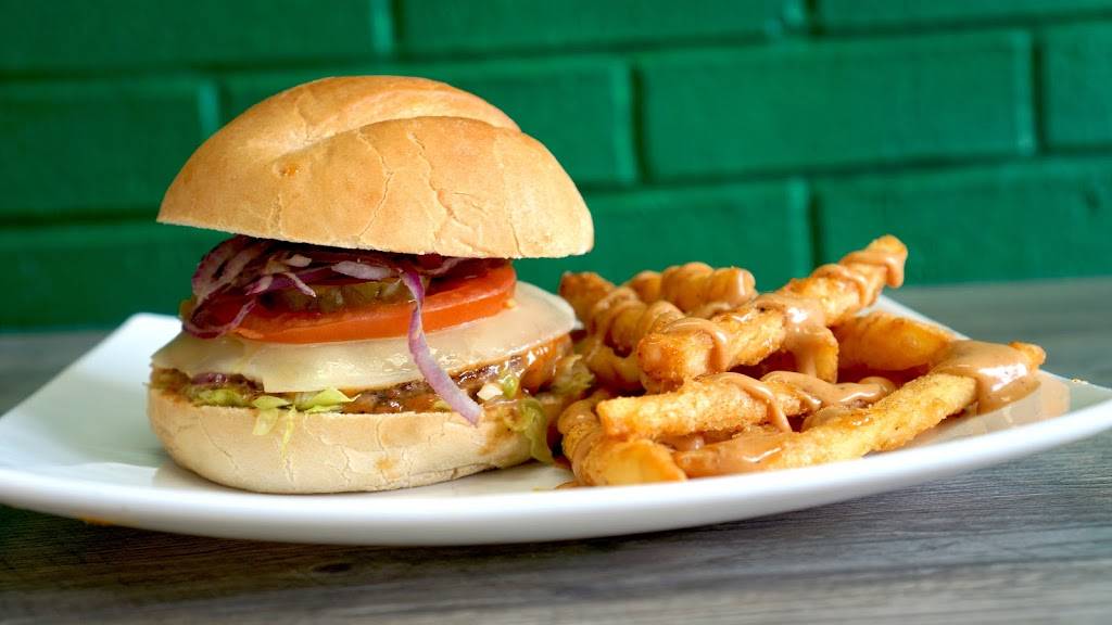 170 Burger | restaurant | 12909 Victory Blvd, North Hollywood, CA 91606, USA | 8187472061 OR +1 818-747-2061