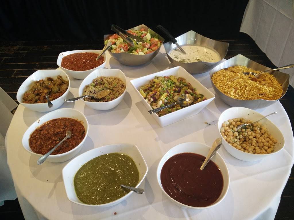 Bombay Tandoor Restaurant | restaurant | 8603 Westwood Center Dr, Vienna, VA 22182, USA | 7037342202 OR +1 703-734-2202