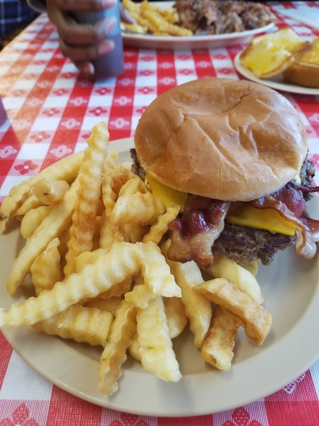 Johnnys Big Burgers | restaurant | 428 College St, Clarksville, TN 37040, USA | 9316474545 OR +1 931-647-4545