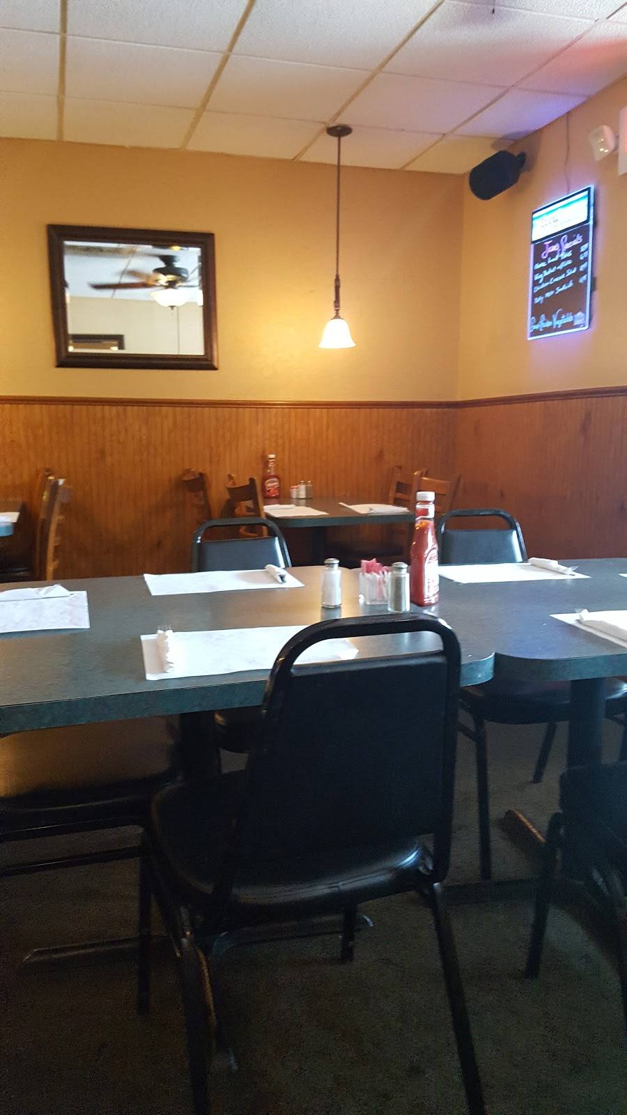 Jasons Pub | restaurant | 1361 Benton St, Crete, IL 60417, USA | 7086726864 OR +1 708-672-6864