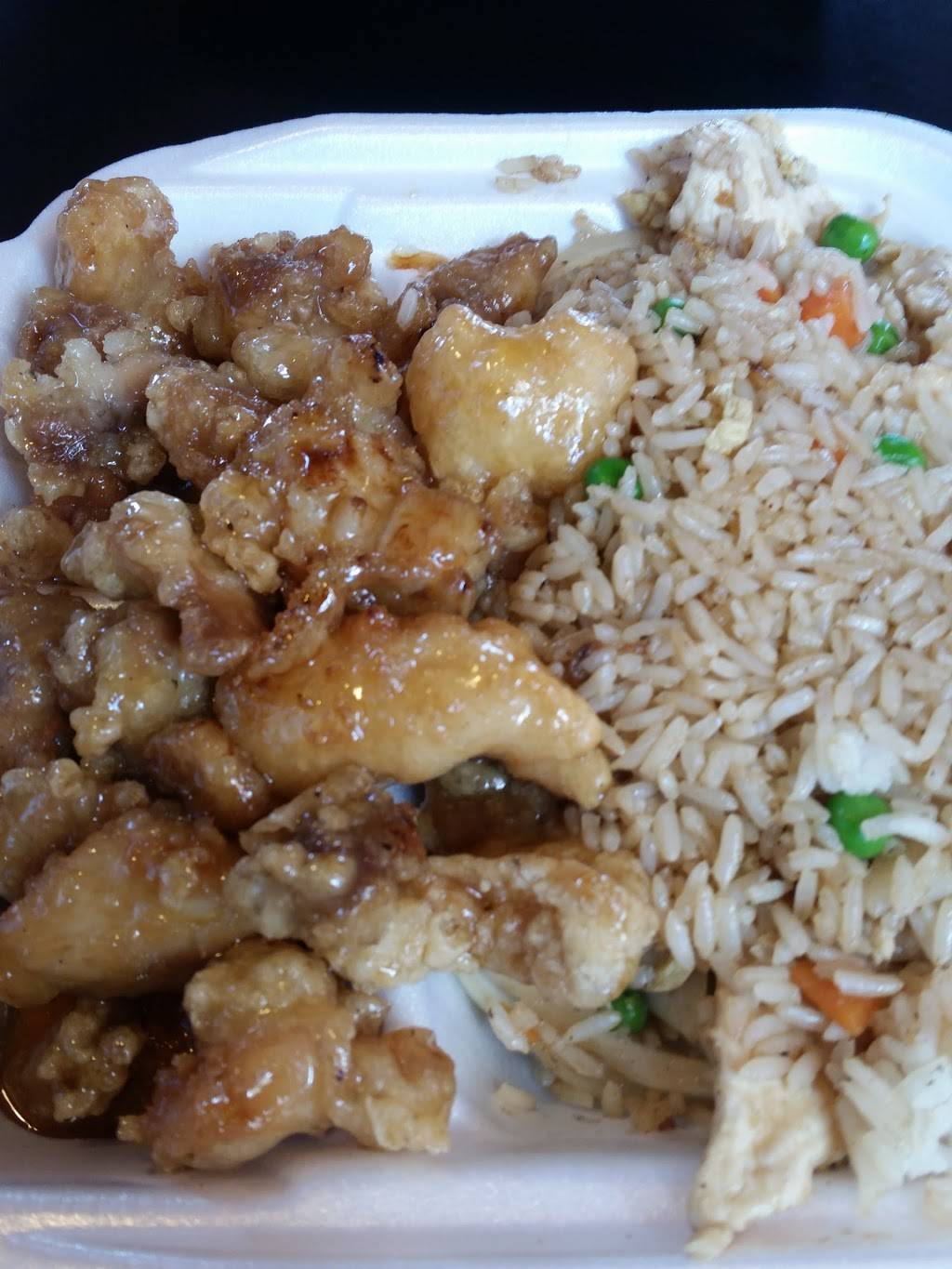 Magic Wok | restaurant | 720 Conant St, Maumee, OH 43537, USA | 4198933707 OR +1 419-893-3707