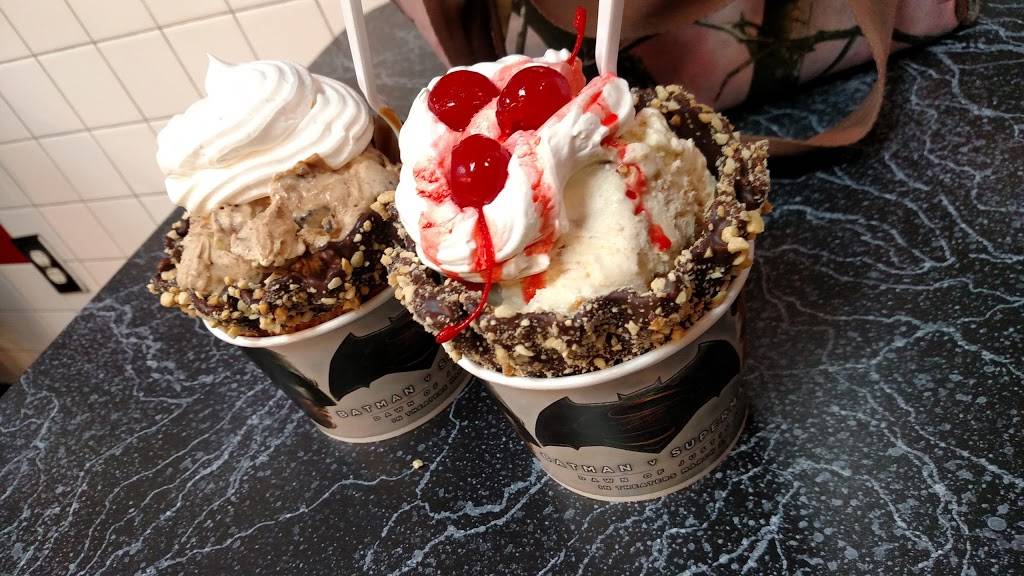 Cold Stone Creamery | bakery | 913 Dana Dr Ste 3D, Redding, CA 96003, USA | 5307221070 OR +1 530-722-1070