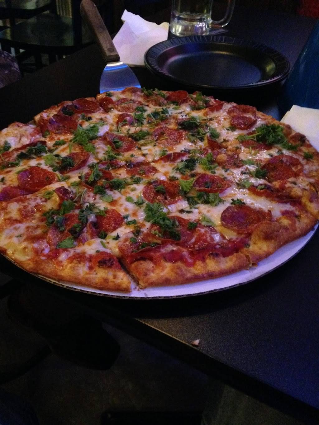 Rounders Too | restaurant | 12731 N Green River Rd, Evansville, IN 47725, USA | 8128677172 OR +1 812-867-7172