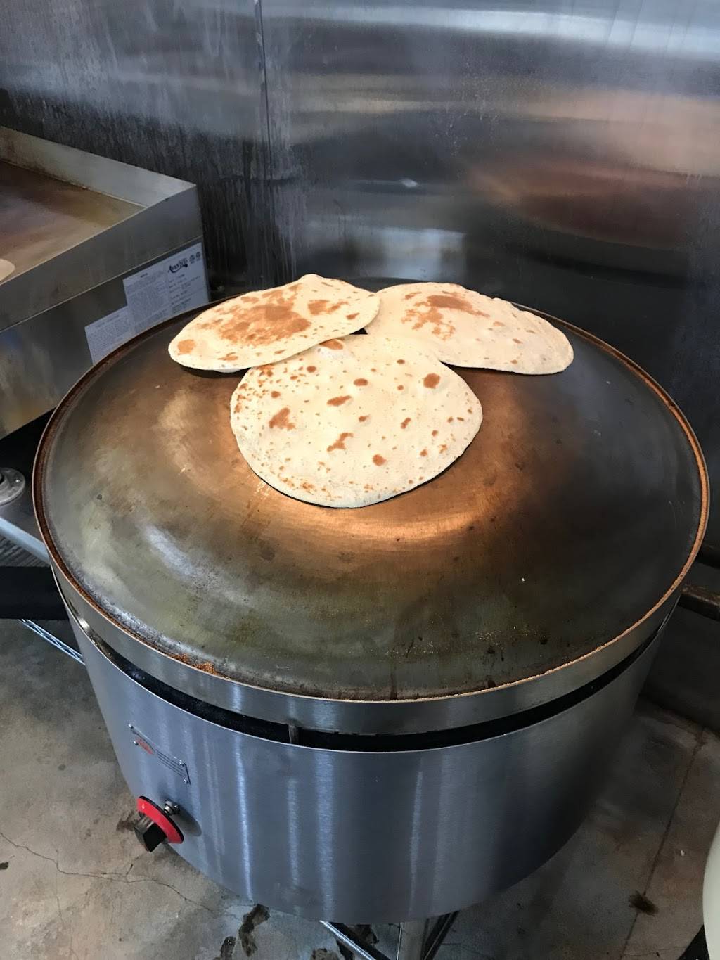 Gita Pita | restaurant | 1200 E Judge Perez Dr, Chalmette, LA 70043, USA | 5045829061 OR +1 504-582-9061