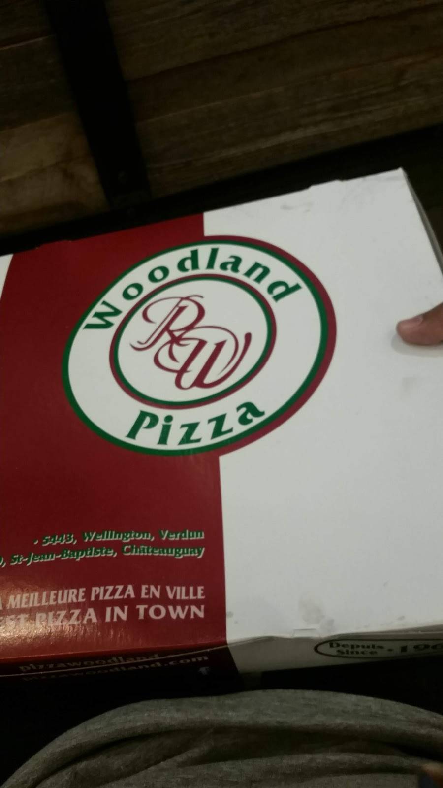 Woodland Pizza | restaurant | 40 Boulevard Saint-Jean-Baptiste, Châteauguay, QC J6K 3A3, Canada | 4506981171 OR +1 450-698-1171