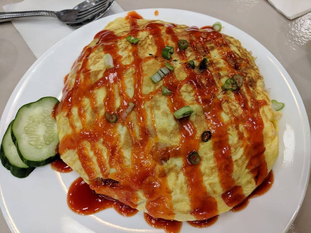 The Family House | restaurant | 2305 W Devon Ave, Chicago, IL 60659, USA | 7738560192 OR +1 773-856-0192