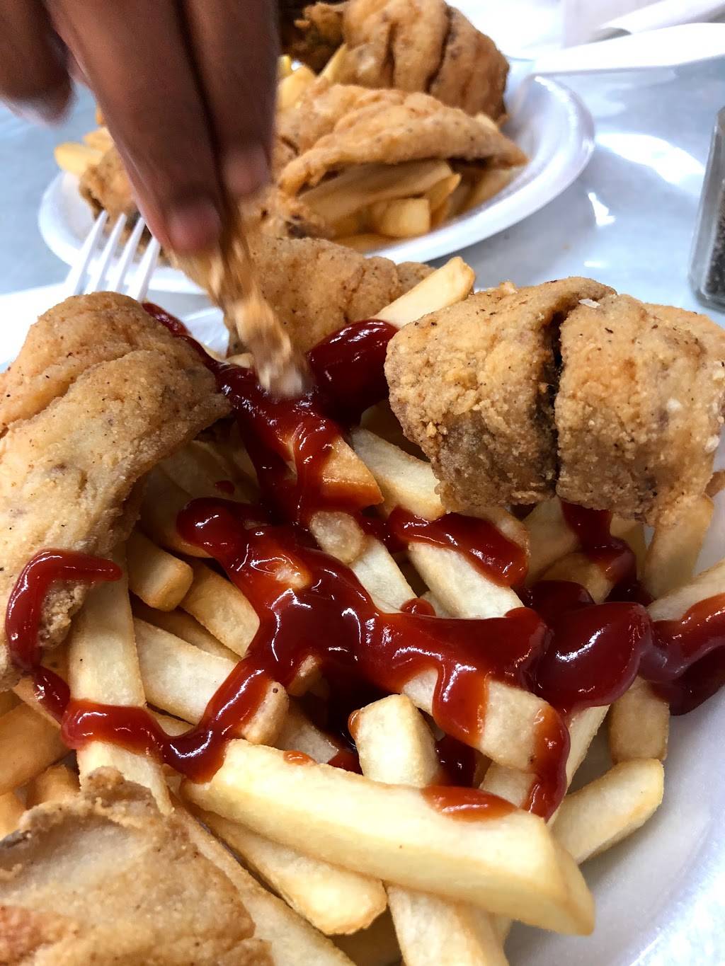 Bayseas Seafood Restaurant #25 | restaurant | 217 S WW White Rd, San Antonio, TX 78219, USA | 2102578996 OR +1 210-257-8996