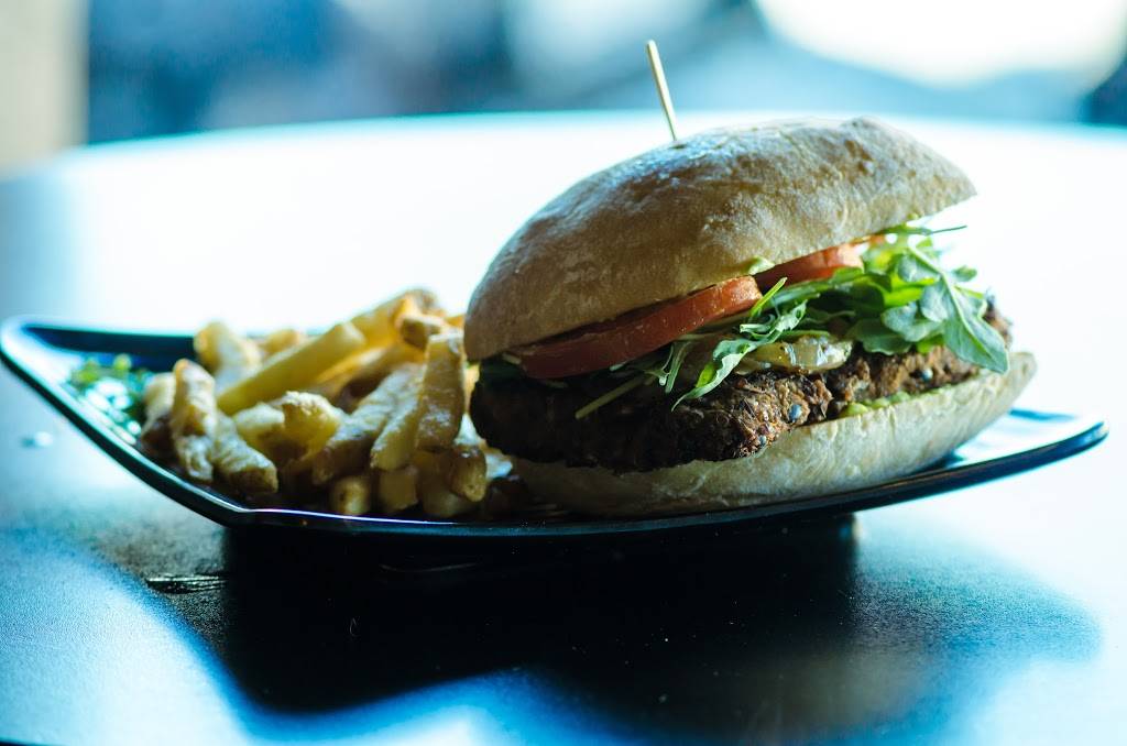 The Good Bar | night club | 3316 E 7th St, Long Beach, CA 90804, USA | 5624336282 OR +1 562-433-6282