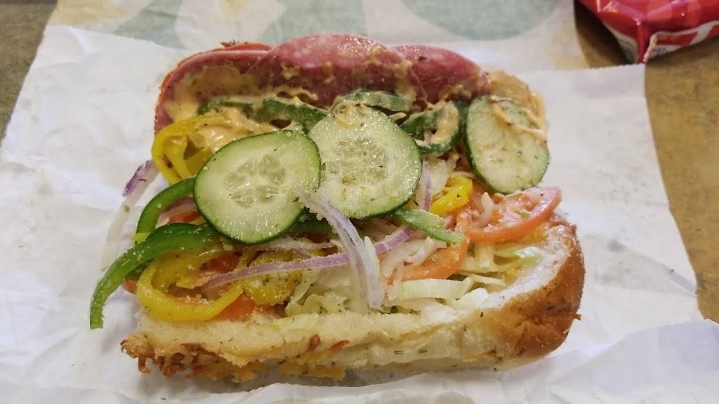 Subway | restaurant | 8398 Reading Rd, Cincinnati, OH 45237, USA | 5138216800 OR +1 513-821-6800