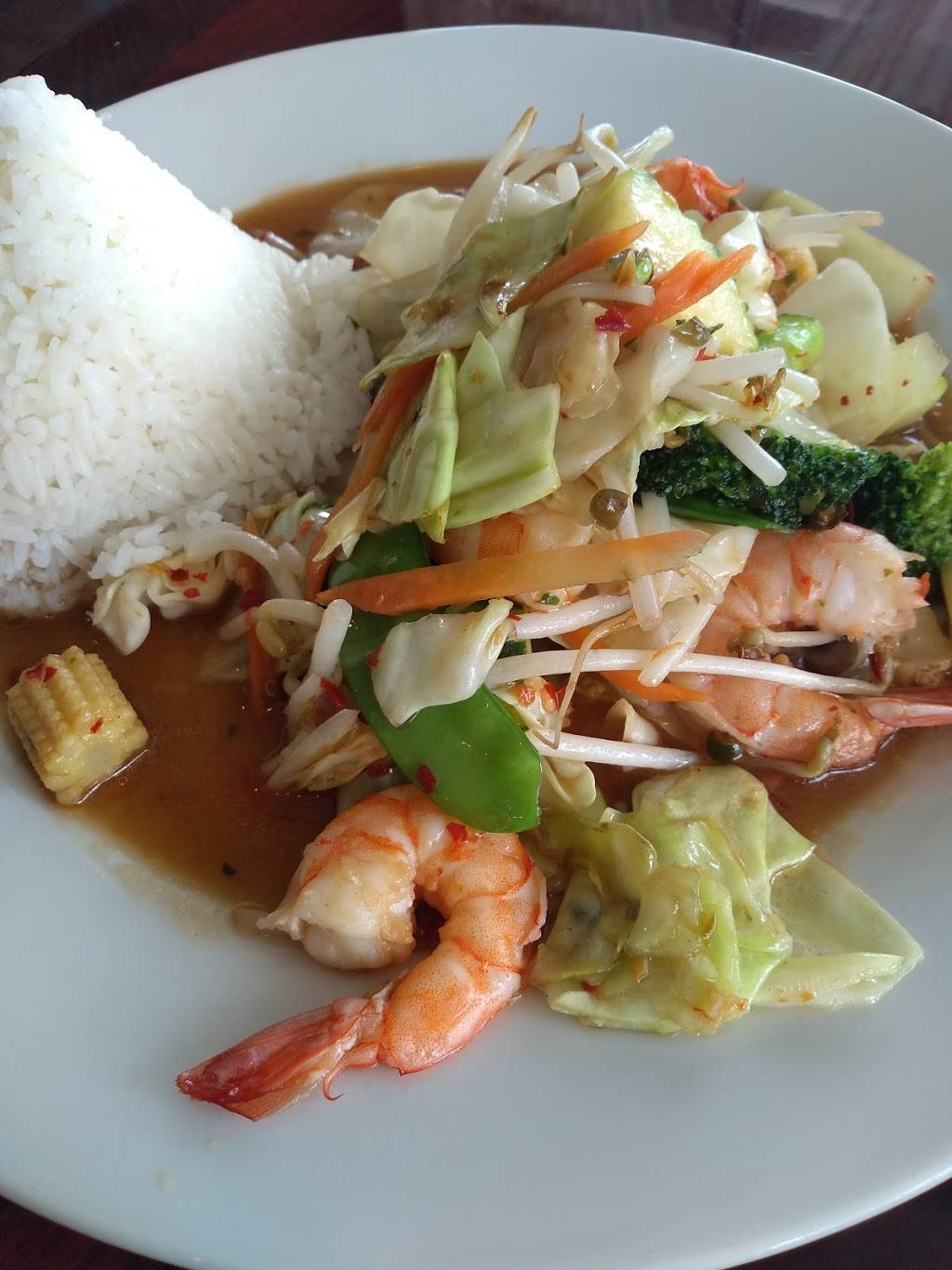 Noodle Swing Thai Cafe | restaurant | 2717 Cross Timbers Rd #400, Flower Mound, TX 75028, USA | 9723559799 OR +1 972-355-9799