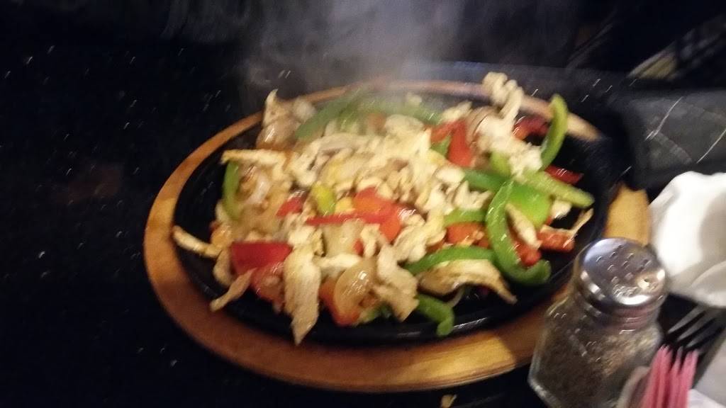 El Patio | restaurant | 410 Broadway, Chula Vista, CA 91910, USA | 6194229745 OR +1 619-422-9745