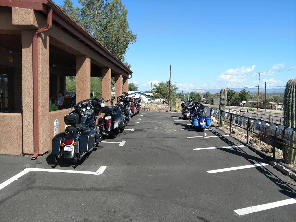 Mipo Britos | restaurant | 706 AZ-77, Mammoth, AZ 85618, USA | 5204872123 OR +1 520-487-2123