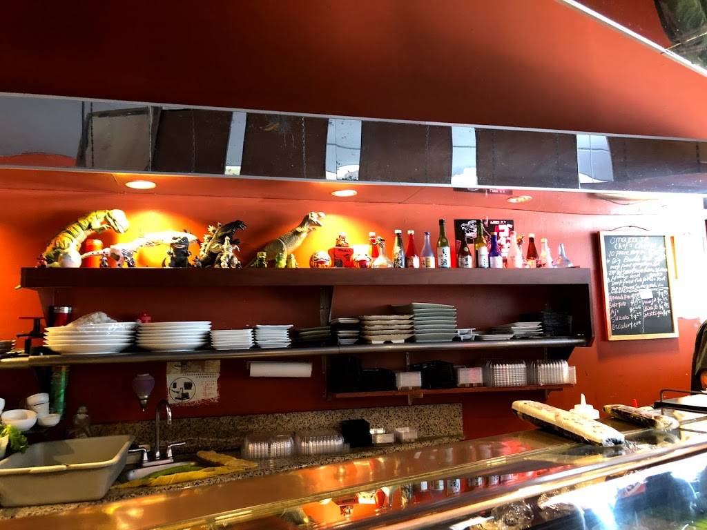 Godzila Sushi | meal takeaway | 1800 Divisadero St, San Francisco, CA 94115, USA | 4159311773 OR +1 415-931-1773