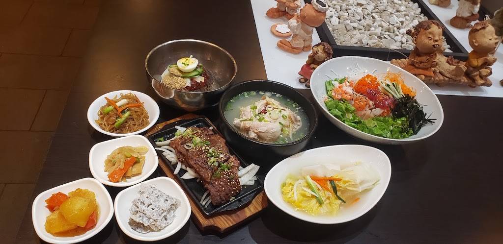 Seoul House Mississauga | restaurant | 265 Enfield Pl #100, Mississauga, ON L5B 3Y7, Canada | 9058485556 OR +1 905-848-5556