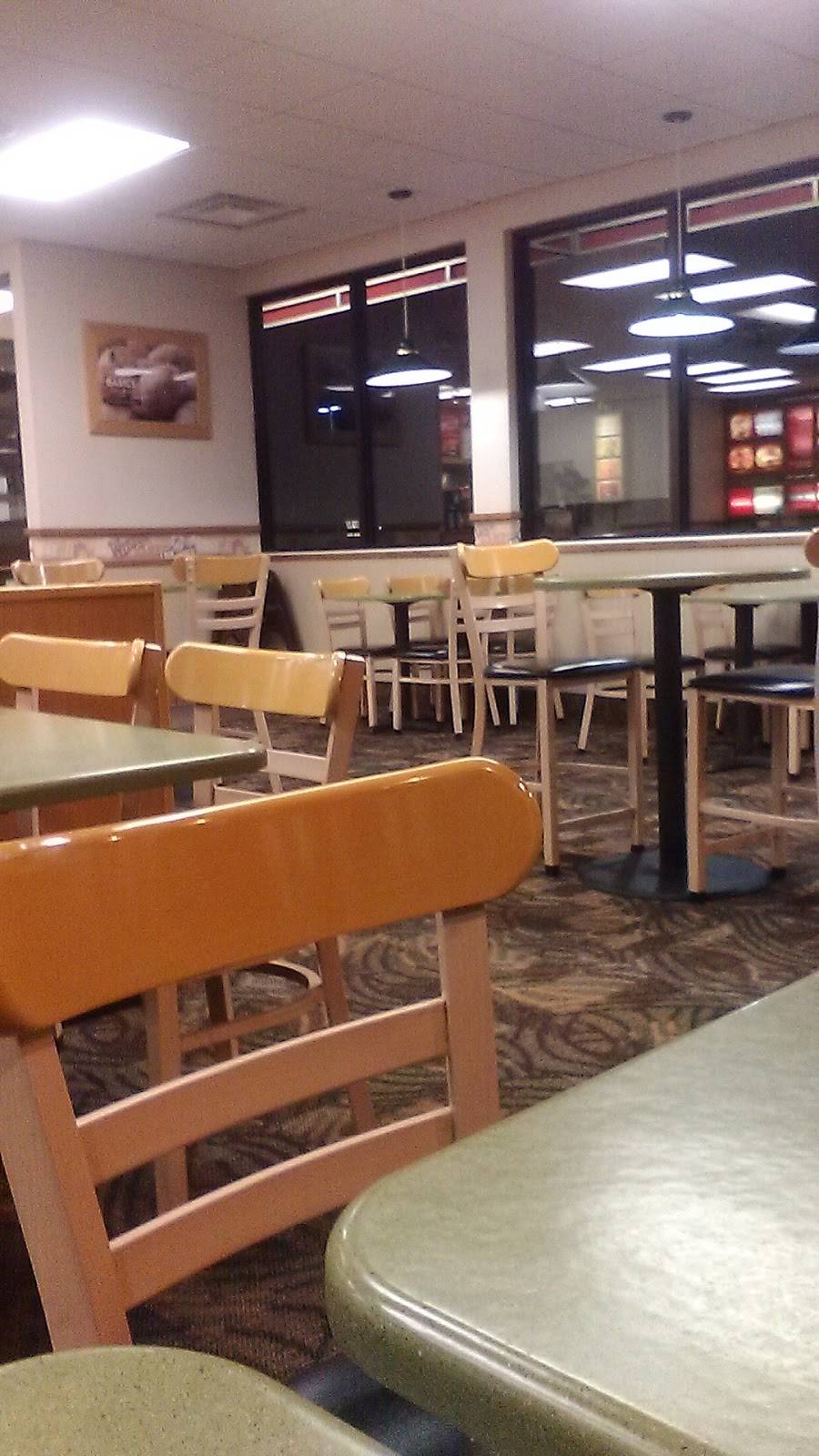 Wendys | restaurant | 1540 W Valencia Rd, Tucson, AZ 85746, USA | 5204349289 OR +1 520-434-9289