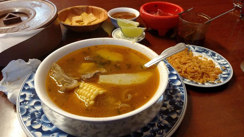 Taqueria Corona | restaurant | 233 S White Rd # J, San Jose, CA 95127, USA | 4082728952 OR +1 408-272-8952