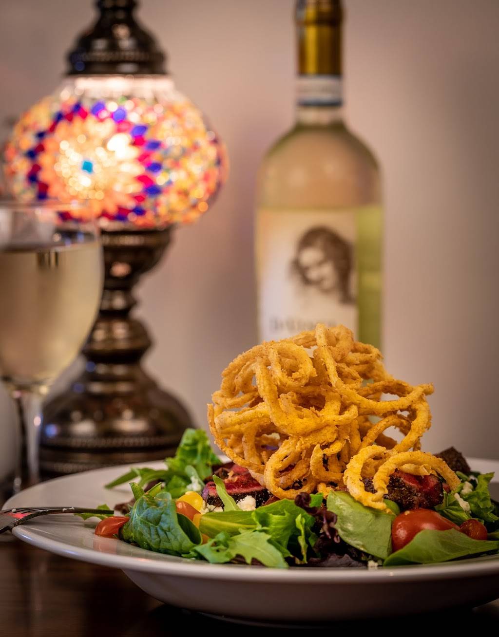 Finn’s Irish Restaurant & Tavern | restaurant | 9000 Kingston Pike, Knoxville, TN 37923, USA | 8653570894 OR +1 865-357-0894