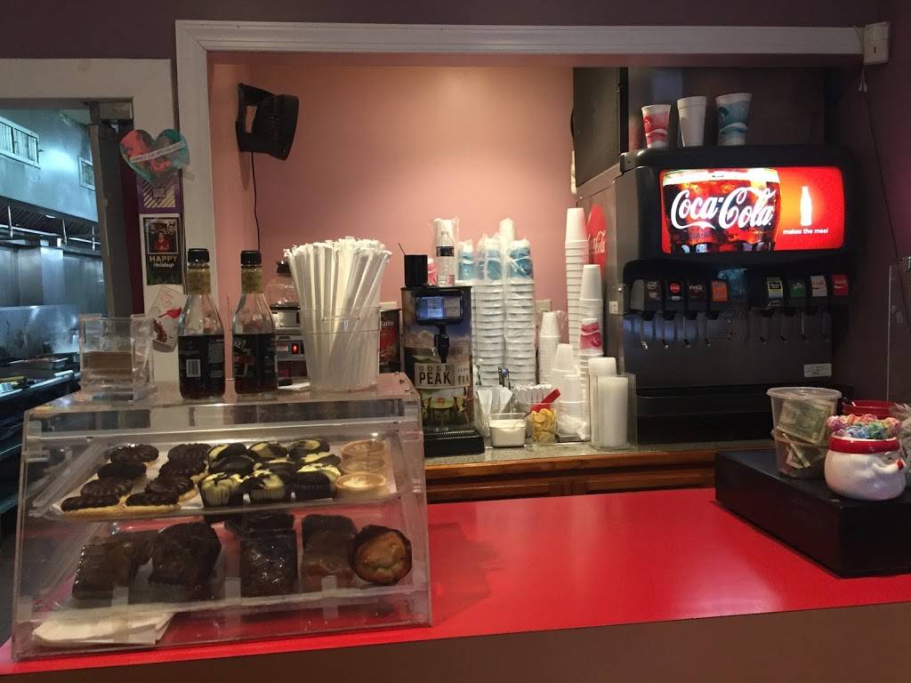 Taneytown Deli & Sandwich Shoppe | restaurant | 807 Frederick Rd, Catonsville, MD 21228, USA | 4107472673 OR +1 410-747-2673