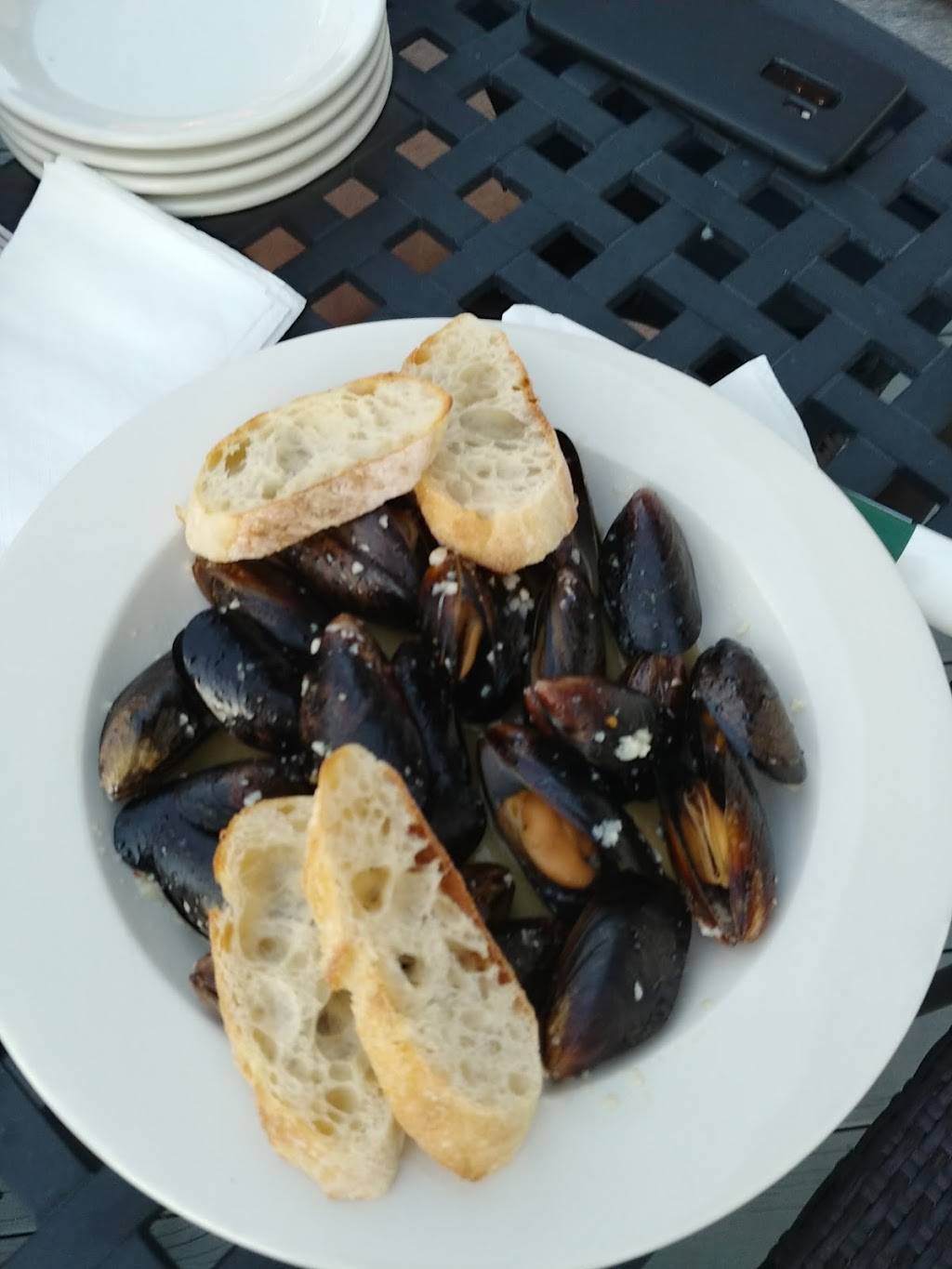 The Anchor | restaurant | 3665, 500 S Ocean Shore Blvd, Flagler Beach, FL 32136, USA | 3864391818 OR +1 386-439-1818