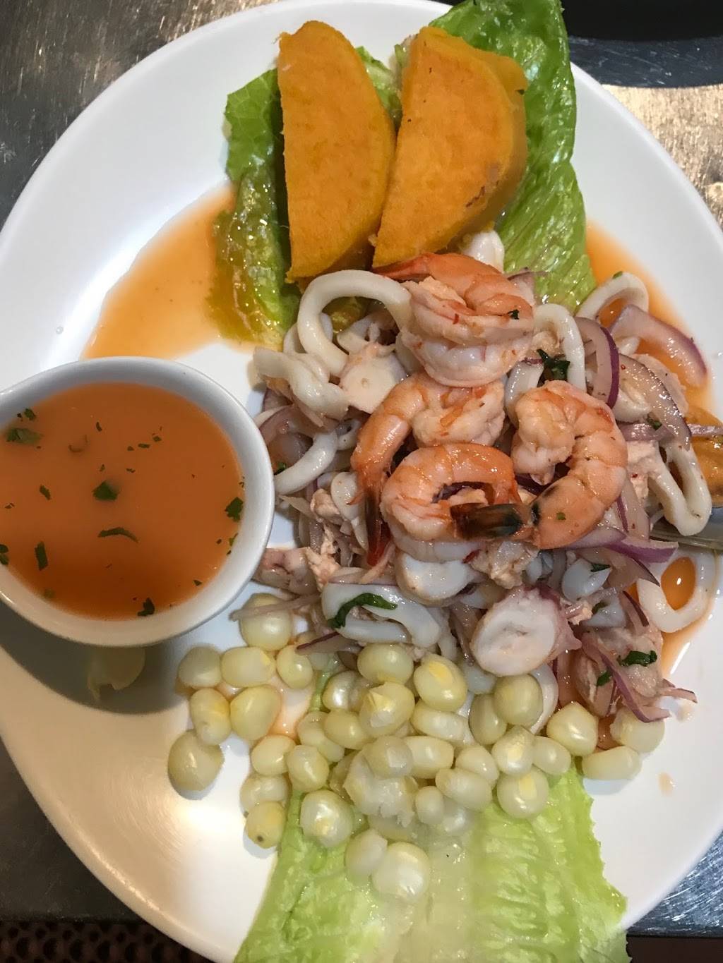 Anzuelo Fino | restaurant | 86-01 Northern Blvd, Jackson Heights, NY 11372, USA | 3478080600 OR +1 347-808-0600