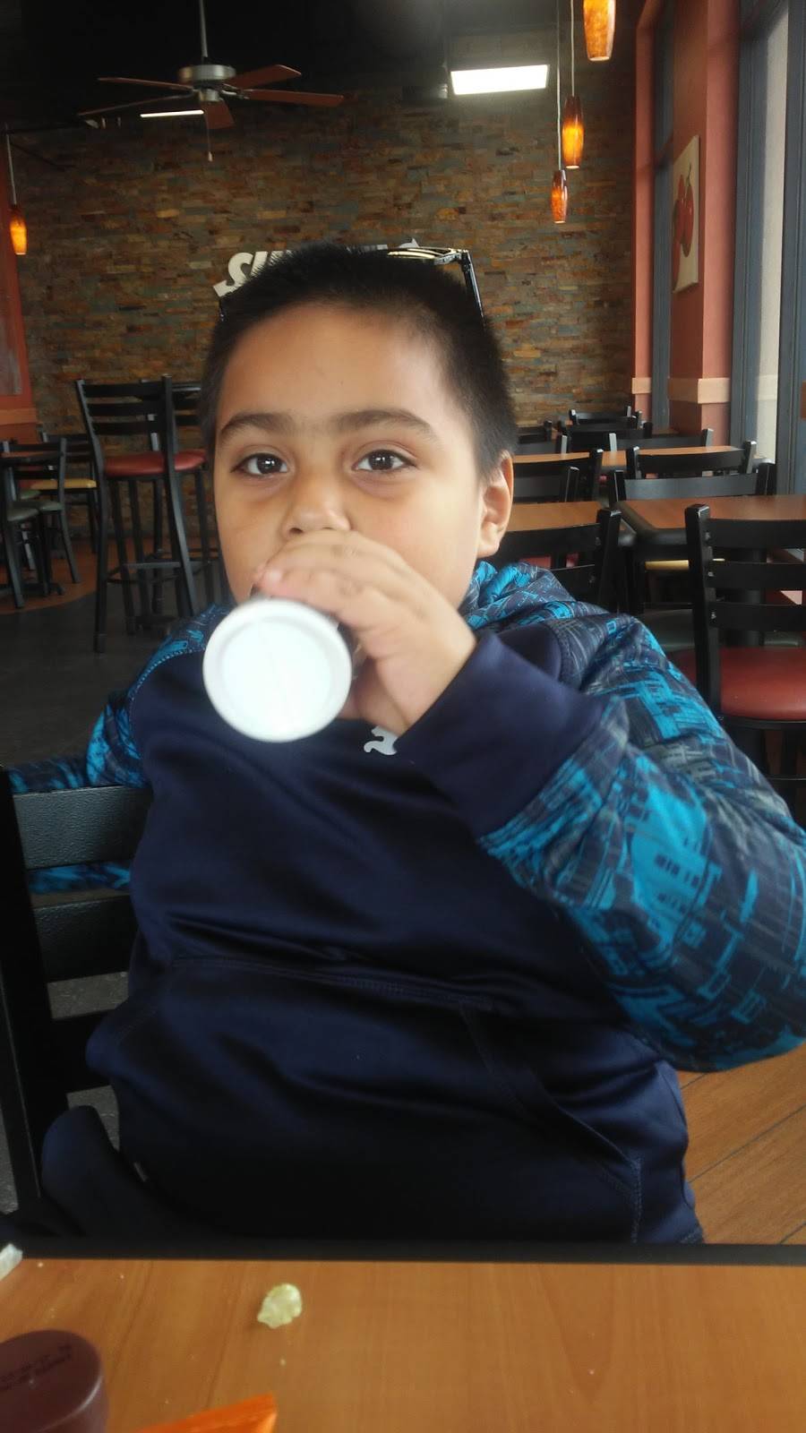 Subway Restaurants | restaurant | 2401-2425 W Jefferson Blvd, Los Angeles, CA 90018, USA | 3237950135 OR +1 323-795-0135