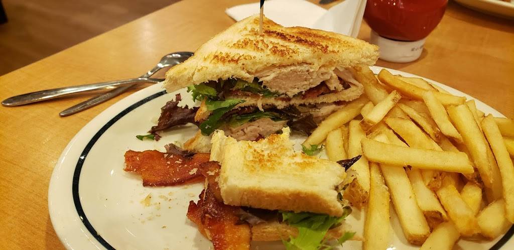 IHOP | bakery | 5159 US-30, Greensburg, PA 15601, USA | 7248341345 OR +1 724-834-1345