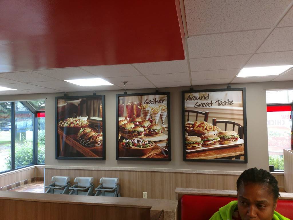 Burger King | restaurant | 983 Riverdale St, West Springfield, MA 01089, USA | 4137371343 OR +1 413-737-1343