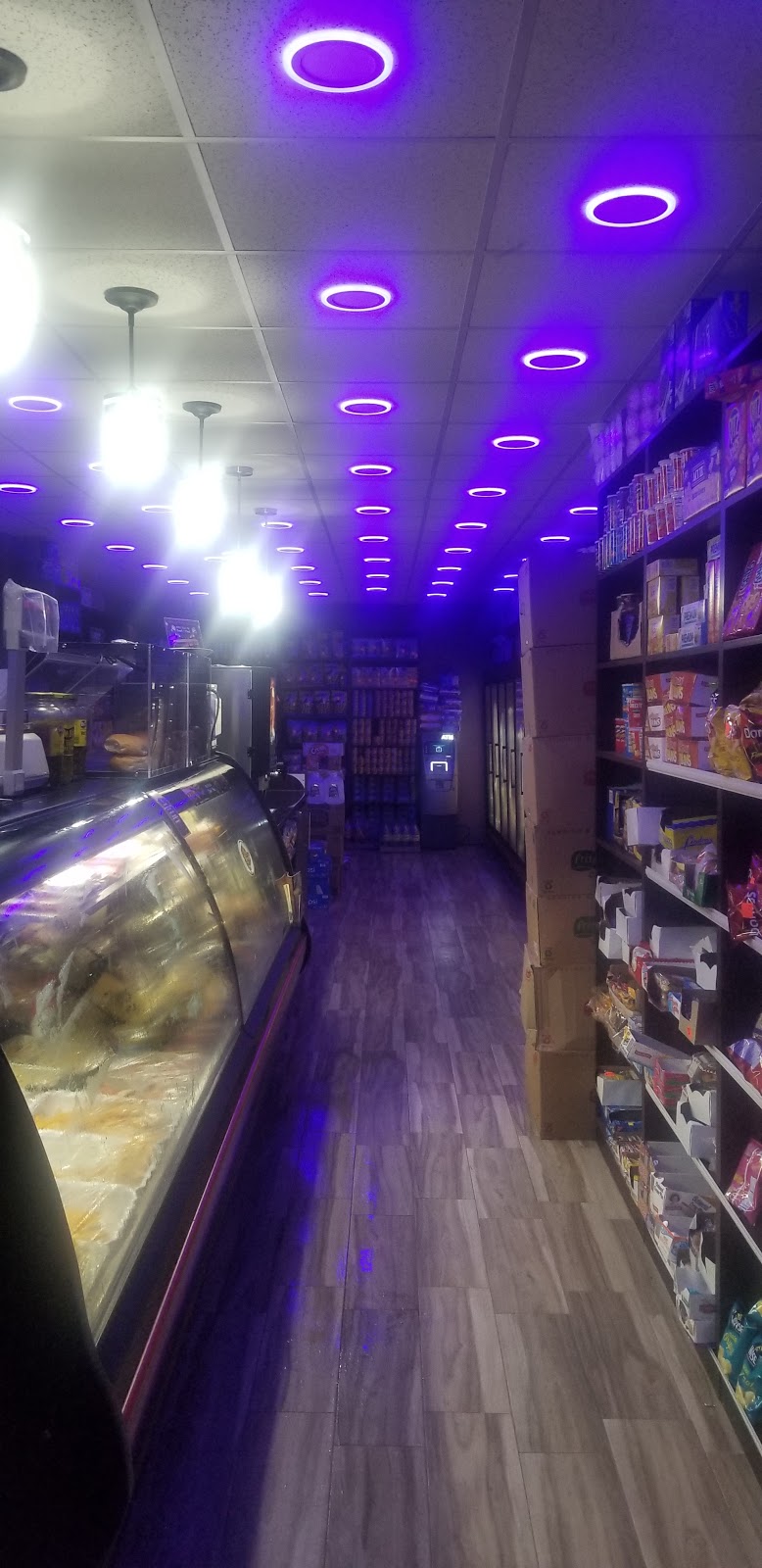 Value Halal Deli & Grill | restaurant | 281 South Ave, Staten Island, NY 10303, USA | 7185245955 OR +1 718-524-5955