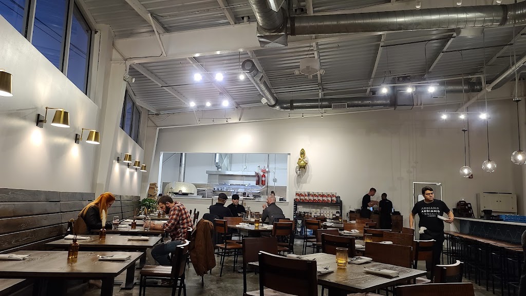 IL Forno | restaurant | 1414 3rd Ave S, Nashville, TN 37210, USA | 6157396713 OR +1 615-739-6713