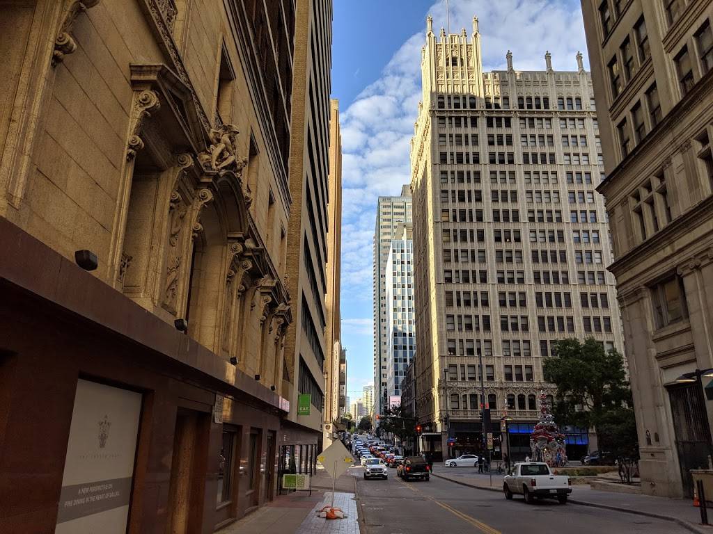 Freshii | restaurant | 1412 Main St #101, Dallas, TX 75202, USA | 2147486000 OR +1 214-748-6000