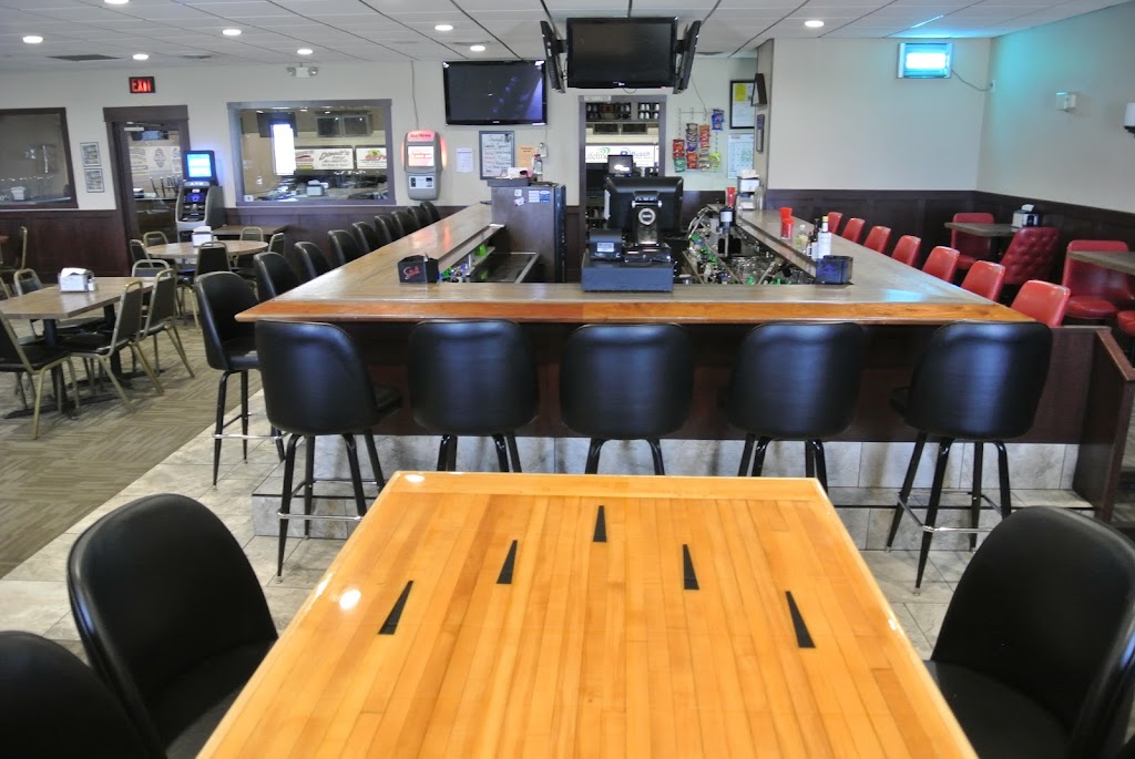 Sunset Lanes and Hall | restaurant | 410 S Main St, Dickeyville, WI 53808, USA | 6085687999 OR +1 608-568-7999