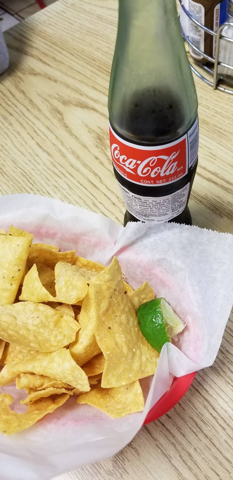 Las Chismosas Taqueria | restaurant | 1955 Monument Blvd #4E, Concord, CA 94520, USA | 9256913925 OR +1 925-691-3925