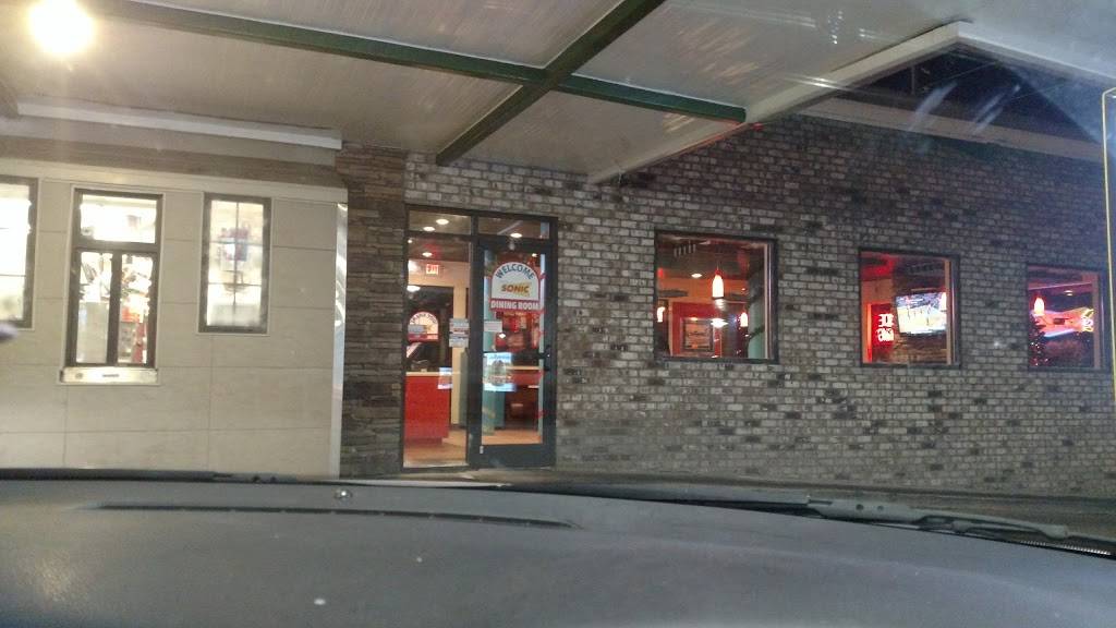 Sonic Drive-In | restaurant | 2424 Augusta Rd, West Columbia, SC 29169, USA | 8039260800 OR +1 803-926-0800