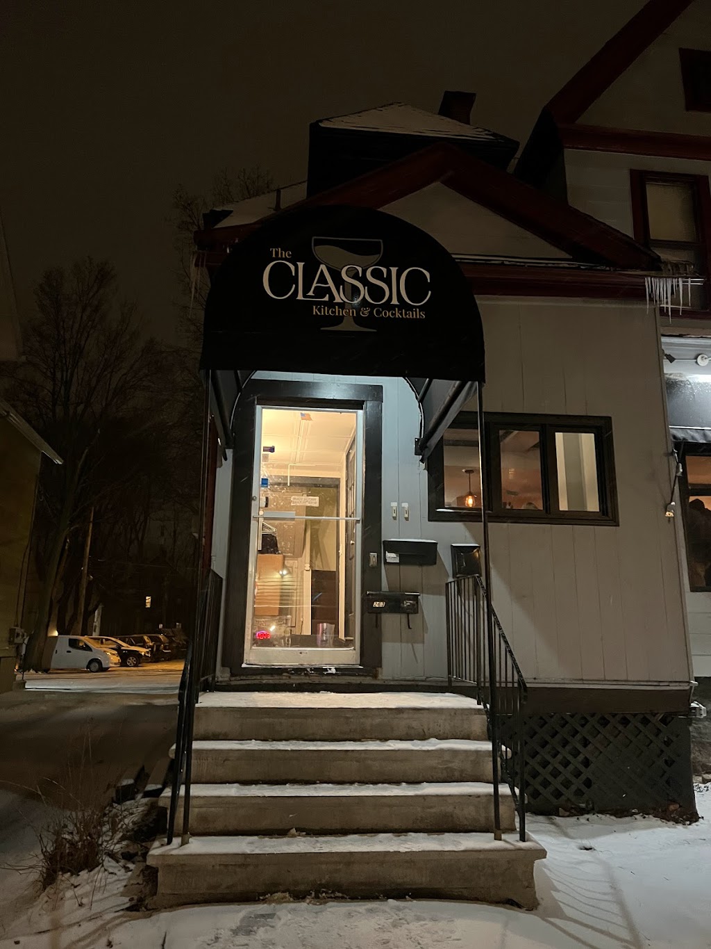 The Classic Kitchen & Cocktails | restaurant | 263 Park Ave, Rochester, NY 14607, USA | 5853195649 OR +1 585-319-5649