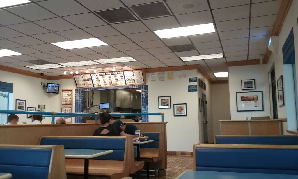 Bakers Drive-Thru | restaurant | 27352 Base Line St, Highland, CA 92346, USA | 9098845233 OR +1 909-884-5233