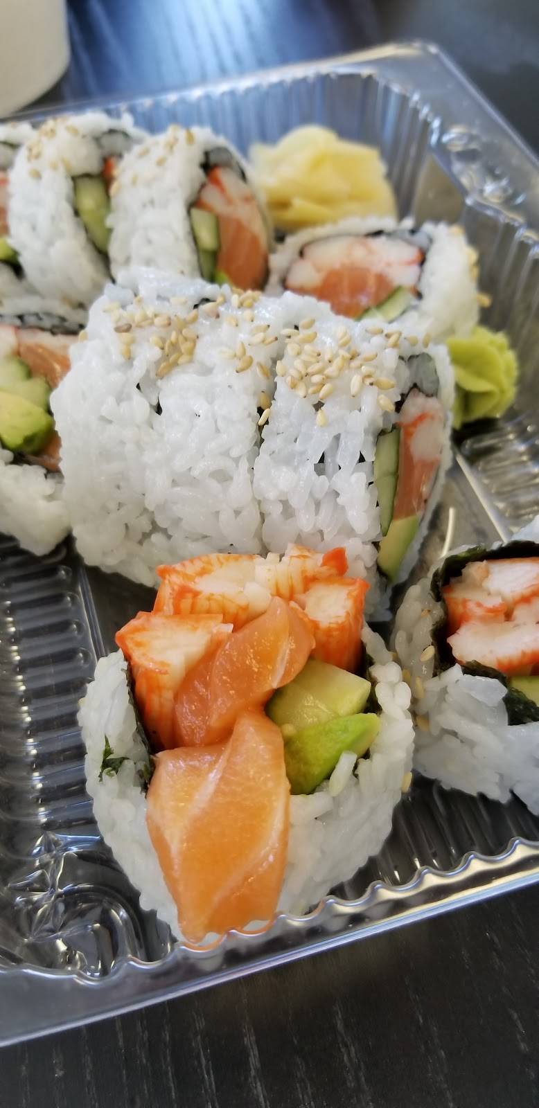 Paulas Little Ochie Cuisine | restaurant | 13 Stavebank Rd, Mississauga, ON L5G 2T3, Canada | 9052748010 OR +1 905-274-8010