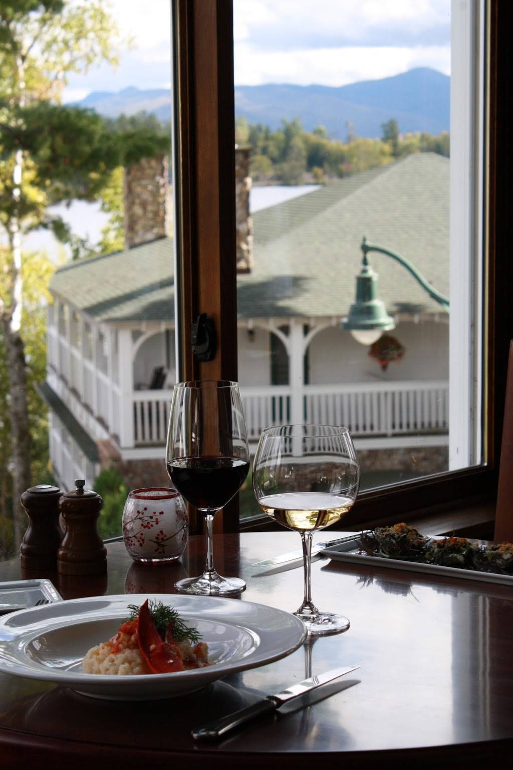 Taste Bistro & Bar | restaurant | 77 Mirror Lake Dr, Lake Placid, NY 12946, USA | 5183023000 OR +1 518-302-3000