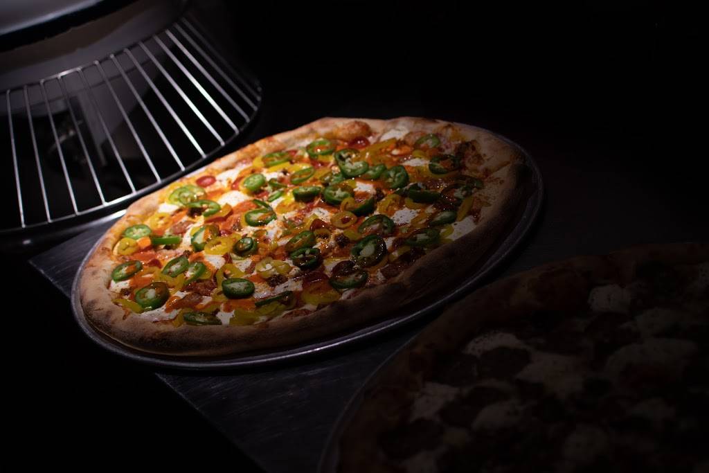 Tonys Slice House at The Market | restaurant | 1355 Market St Suite 100, San Francisco, CA 94103, USA | 4157675130 OR +1 415-767-5130