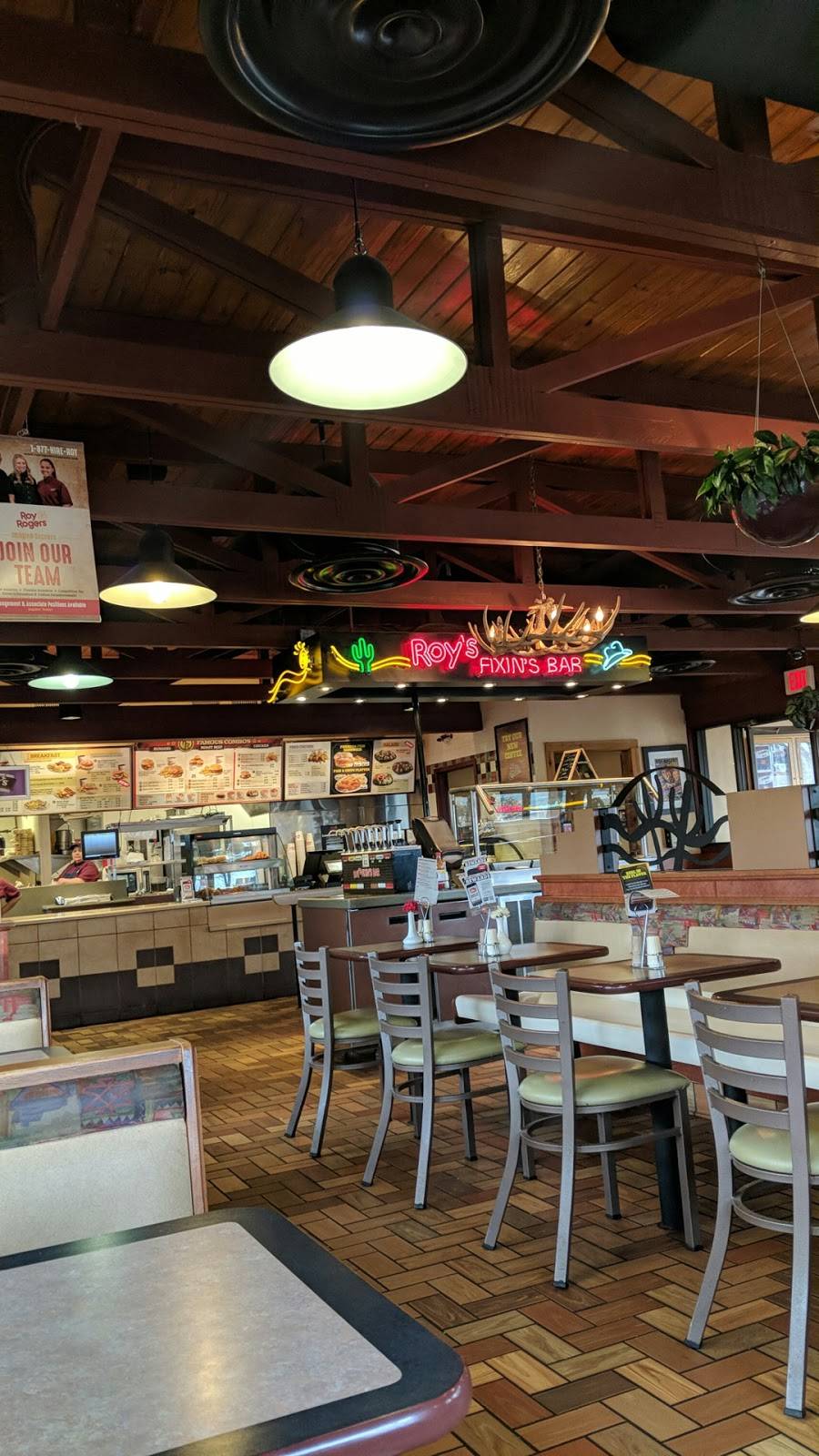 Roy Rogers | restaurant | 12907 Wisteria Dr, Germantown, MD 20874, USA | 3015401883 OR +1 301-540-1883
