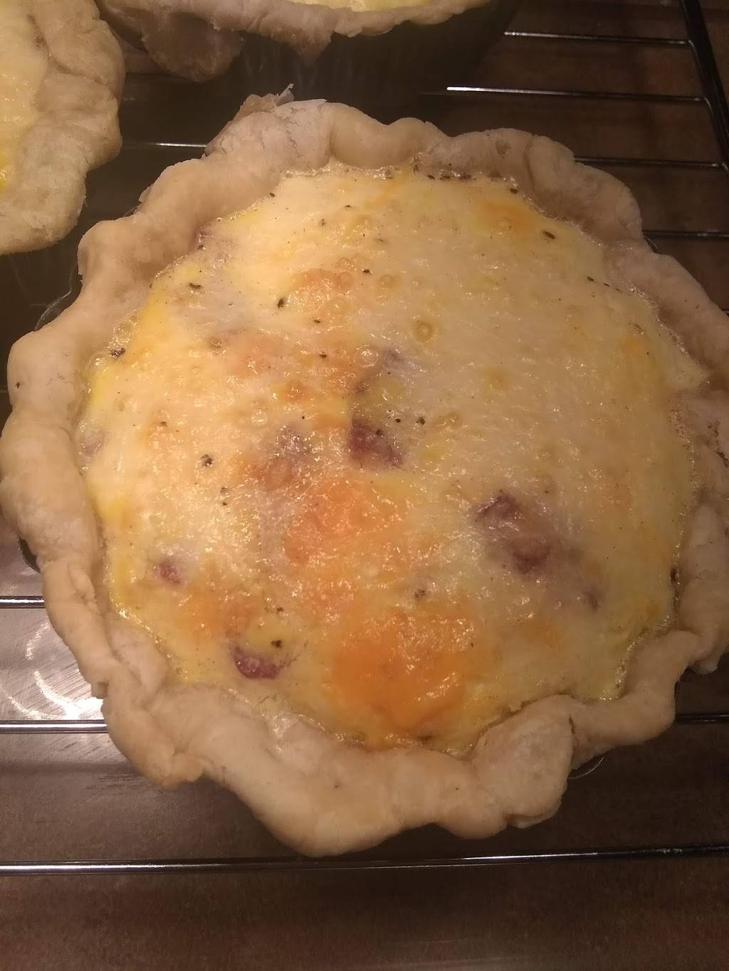 Cliff "Cooks" | restaurant | 110 E Orbison St, Barneveld, WI 53507, USA | 6089240125 OR +1 608-924-0125