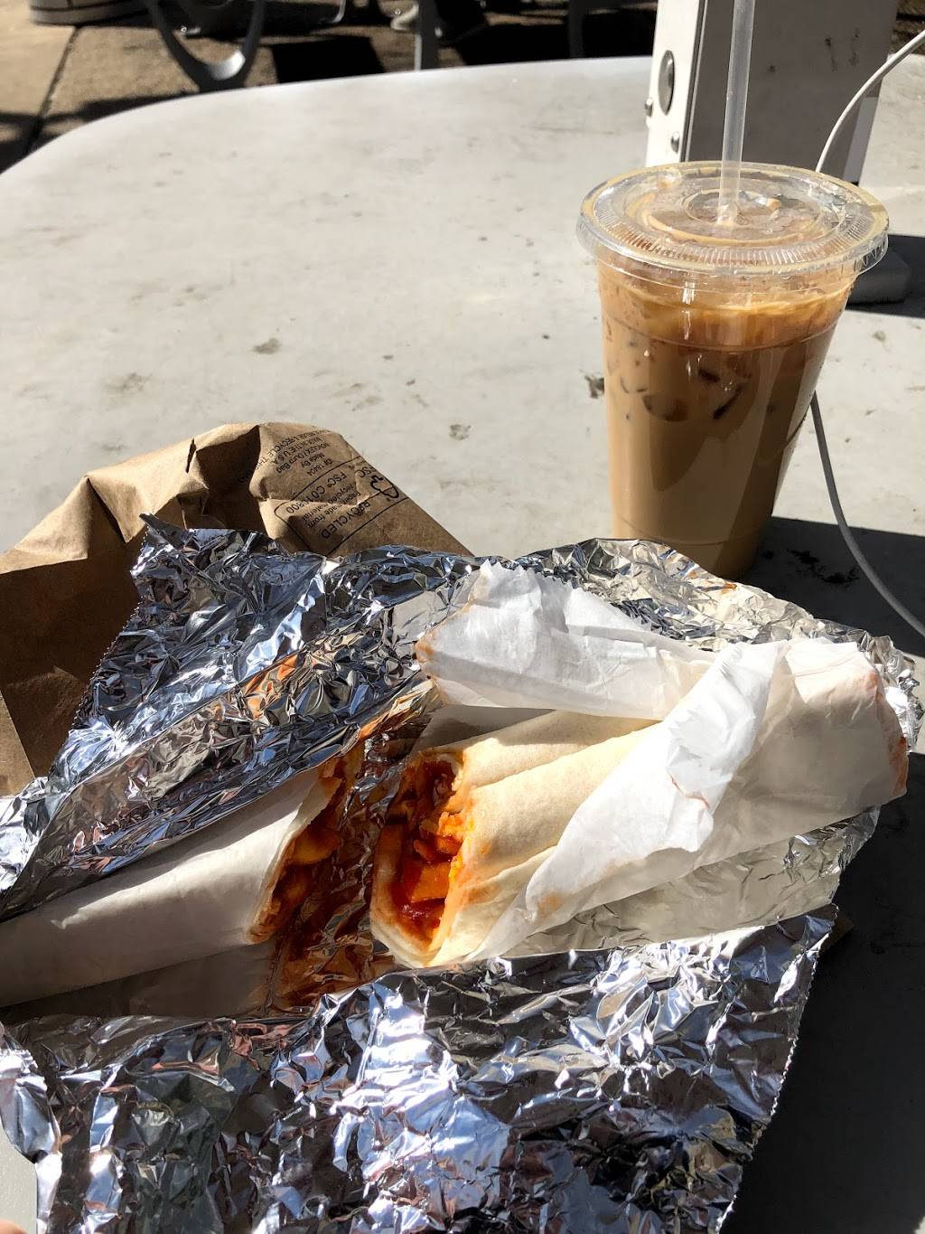 Richies | restaurant | 1835 N 12th St, Philadelphia, PA 19122, USA | 2157652656 OR +1 215-765-2656