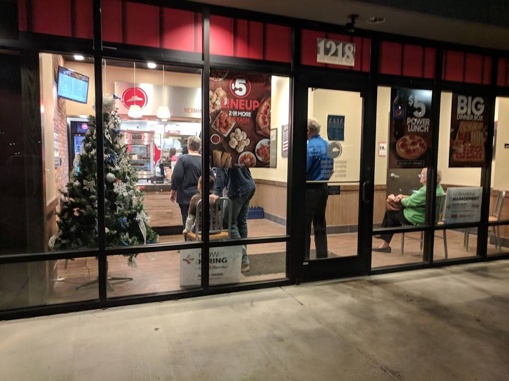 Pizza Hut | meal takeaway | 1218 E Commerce St, Hernando, MS 38632, USA | 6622988289 OR +1 662-298-8289