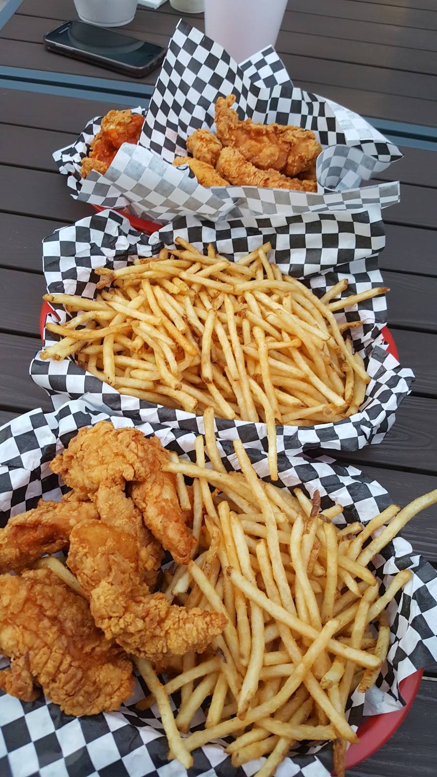 The Chicken Shack | restaurant | 1108 Fulton Mall, Fresno, CA 93721, USA | 5597249887 OR +1 559-724-9887